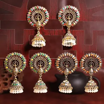 2Pcs Висящи обеци индийски стил Bell пискюл изкуствена перла цветни геометрични жени паун висулка обеци мода бижута