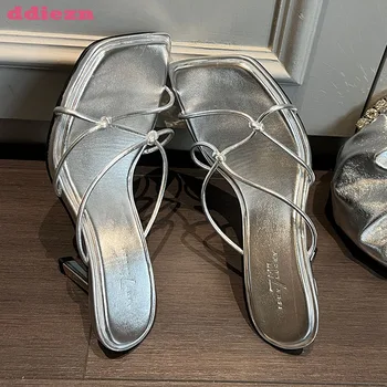2023 Дамски помпи Елегантни женски обувки Тънки високи токчета Нова лятна квадратна мода Дамски сандали Пързалки Чехли Обувки