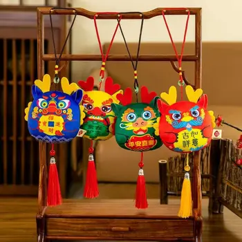 2024 Китайска Нова Година Декорации Сладък зодиак дракон плюшен висулка прекрасен мек пълнени талисман кукла сексапил за деца подаръци