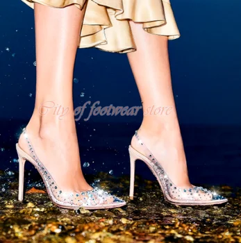 PVC Crystal Pointy Toe прашка помпи Rhinestone Stiletto Сандали на висок ток Дамски секси летни луксозни дизайнерски парти обувки