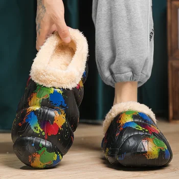 Дизайнерски обувки за графити Мъже 2023 Зимни мъжки памучни чехли Леки удобни вътрешни чехли Меки неплъзгащи се ежедневни обувки