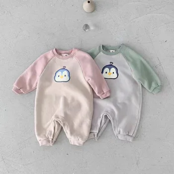 бебе гащеризон 2024 пролет корейски карикатура пингвин печат новородени момчета момичета дълъг ръкав памук гащеризон бебе ежедневни дрехи